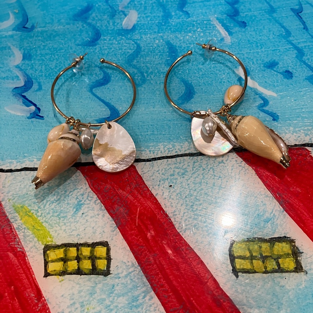 Seashell earrings - Picture 2 of 2